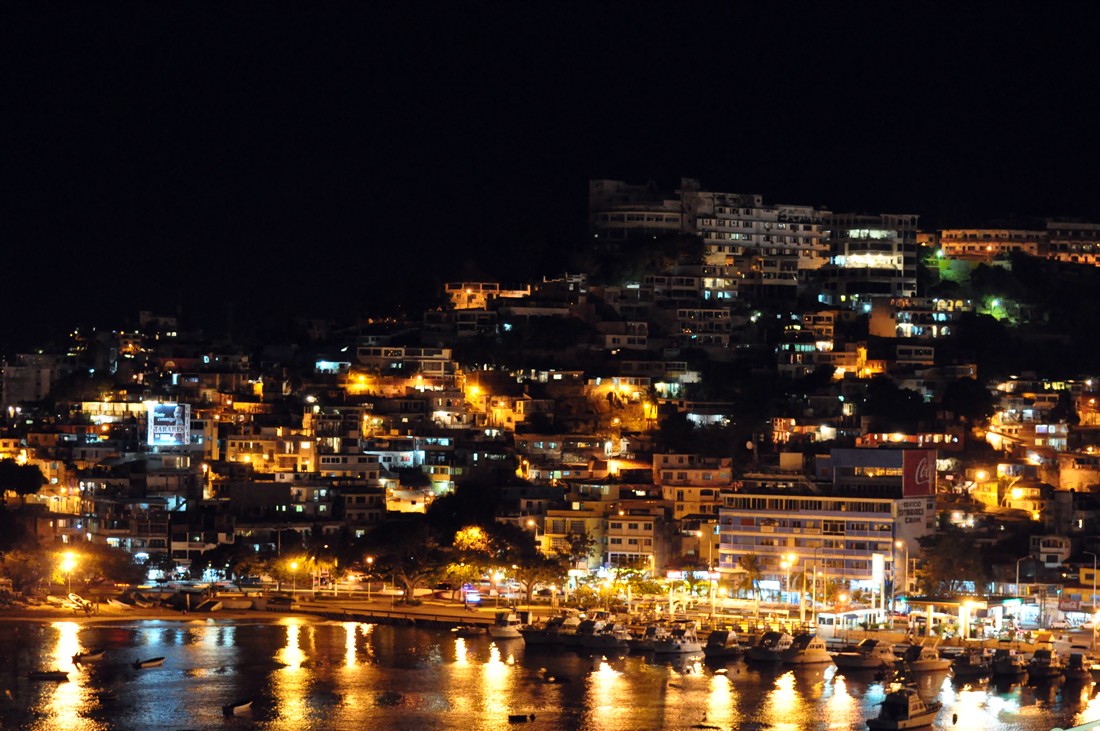 Lichter der Stadt bei Nacht