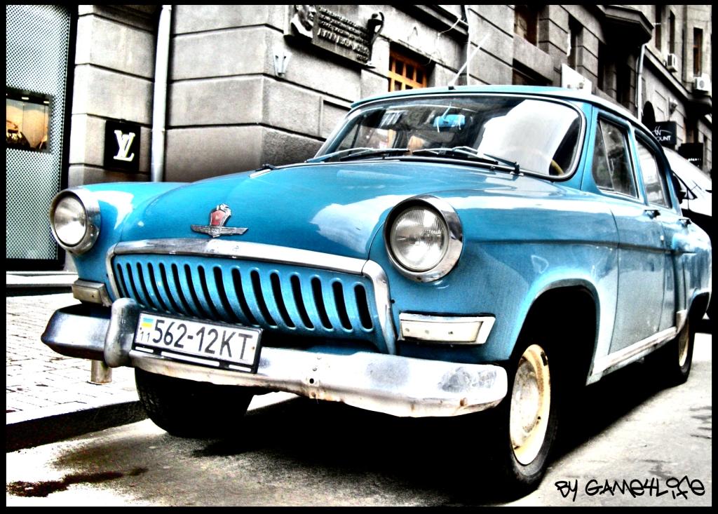 OLD CAR