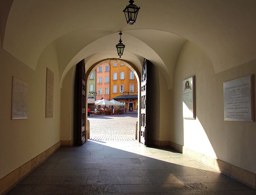 ... Ich sehe am Ende des Tunnels Licht und sehen eine Vielzahl von Farben ...