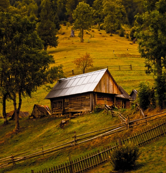 Hier stehe ich allein in den Bergen so weit