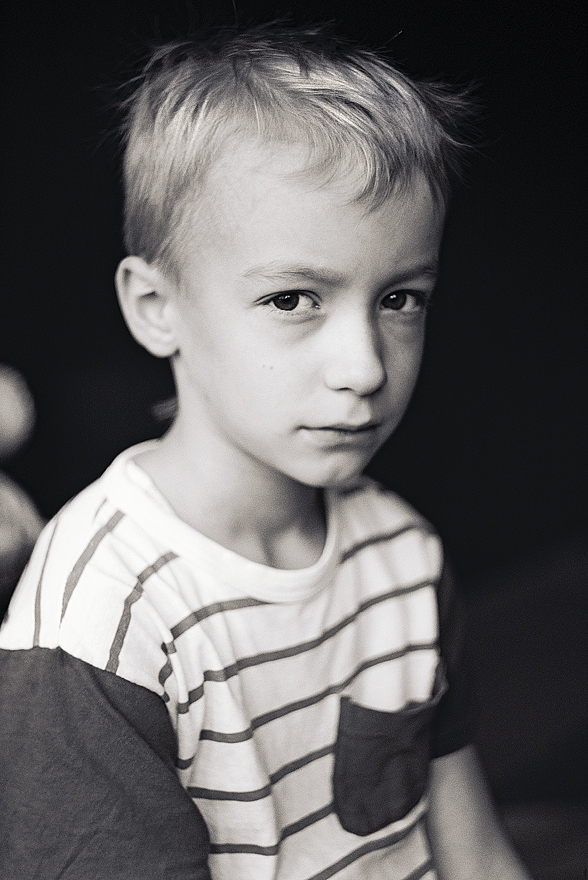 von einem Erwachsenen.