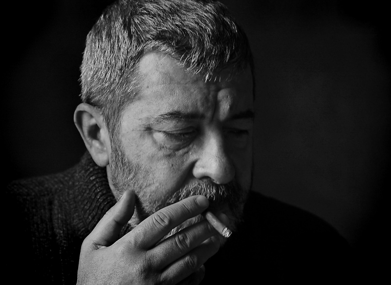 des Rauchens auf der Treppe ...