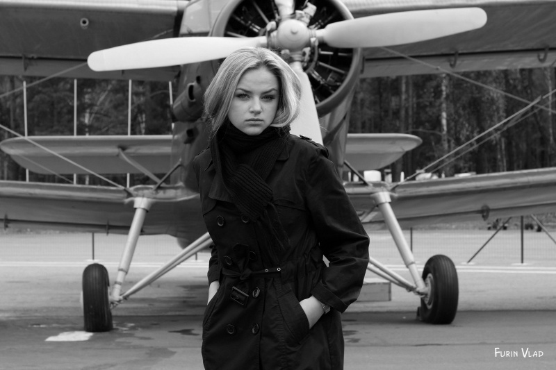 Land, das Flugzeug, sie