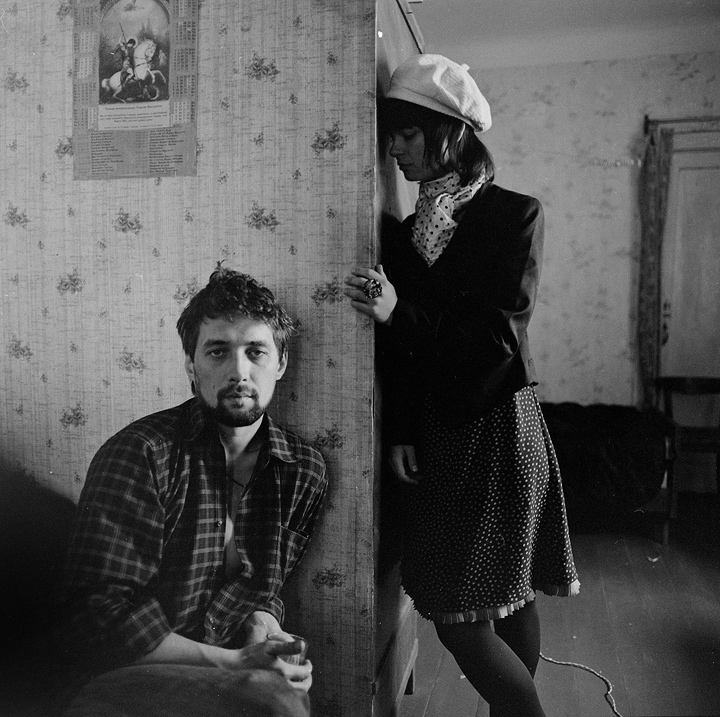 Marina und Oles (etwa ein Symbol, und Menschen)