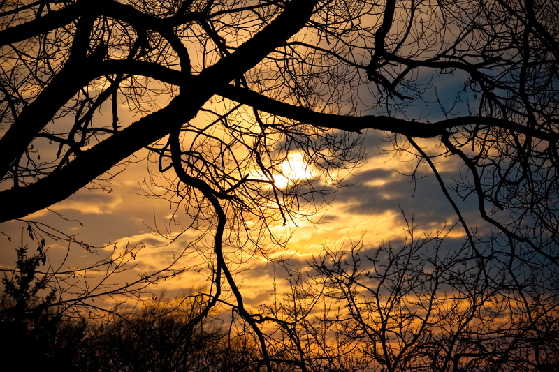 Schließen Sie bis zum Sonnenuntergang