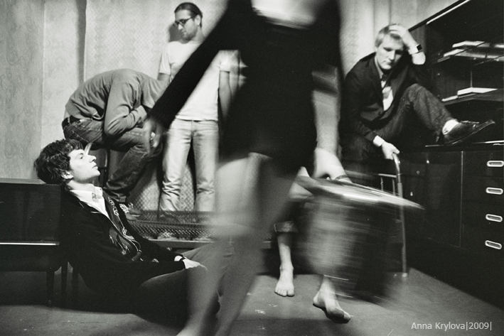 Sie verließ Abschied von der letzten Stunde ..