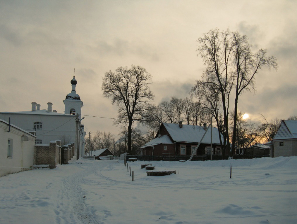 Abends auf einem Bauernhof in der Nähe von Dikanjka