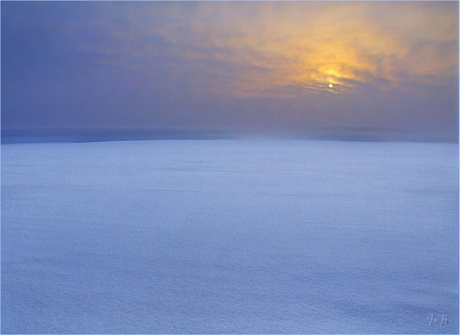 Die Stille der verschneiten Ebenen