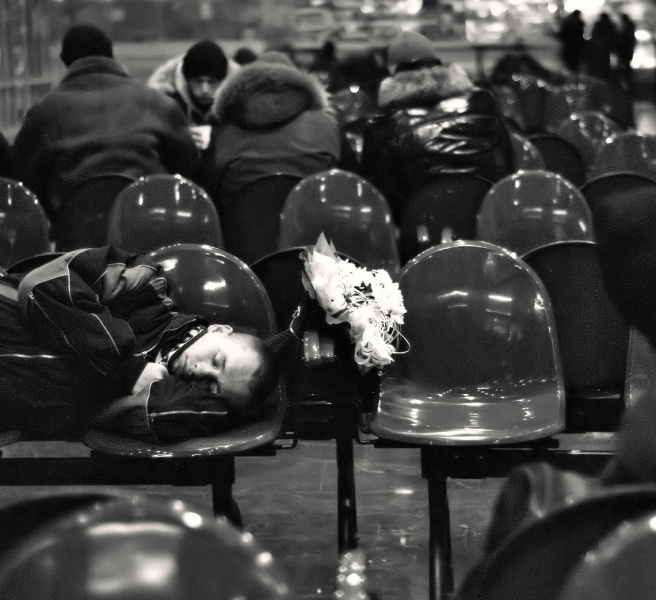 Girl wartet der Junge nicht traurig ...