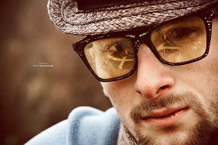 [Auf der Straße. Reflection}