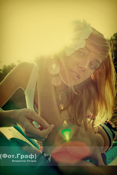 Lenny Kravitz nimmt aftograf eine Handvoll Fans als Pinocchio verkleidet