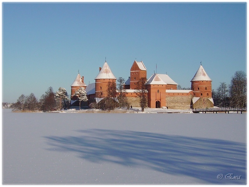 Burg Trakai im Winter.