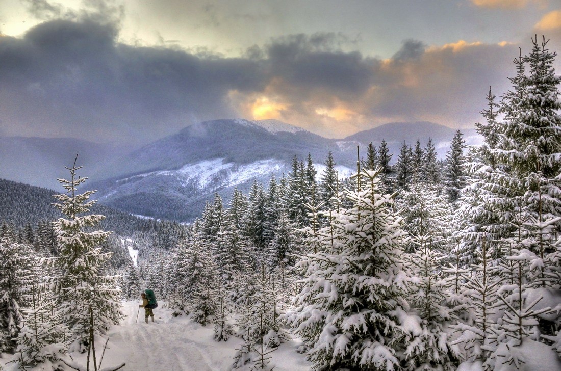 Schnee unter den Füßen und über uns