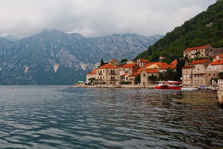 "Uchta, kamen wir aus der Bucht ..."