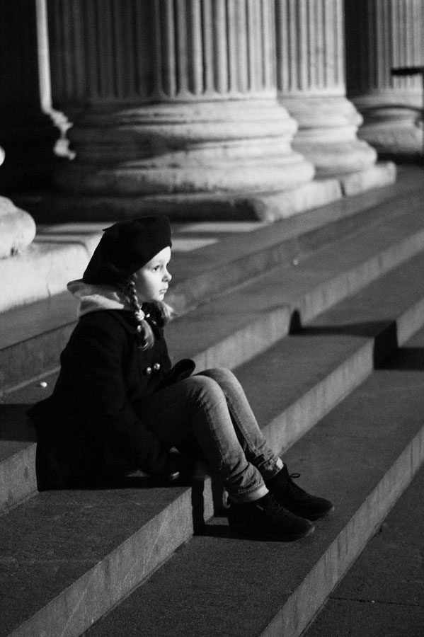 Auf den Stufen der St. Paul's Cathedral