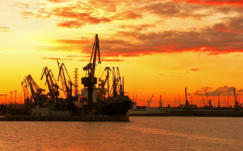 Junimorgen in Port St. Pb.ru