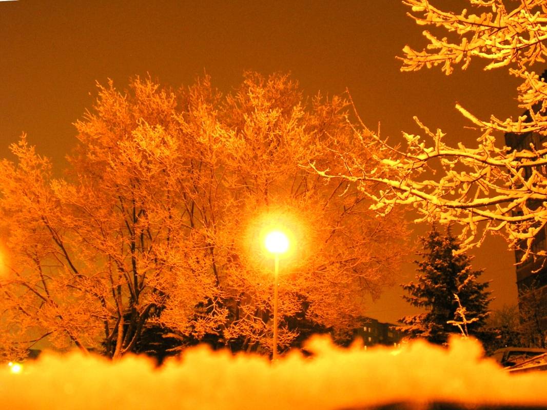 Erster Schnee in der Stadt