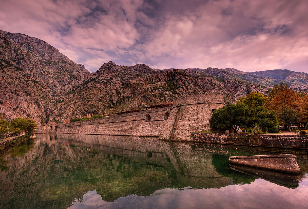 In der schwarzen Berge