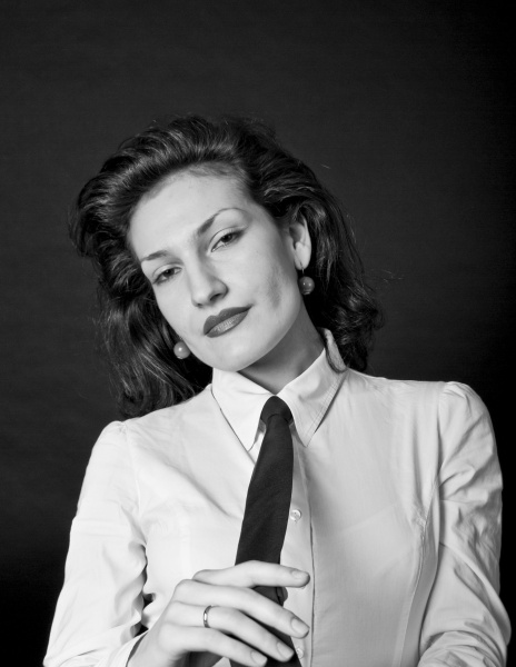 a la Marlene Dietrich