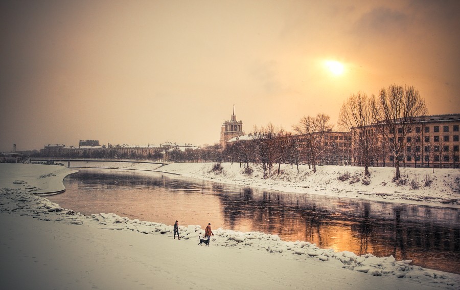"Der Winterabend ... ... ... Promenade"