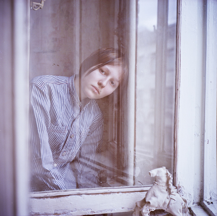 Lucy (Porträt mit Pferd)