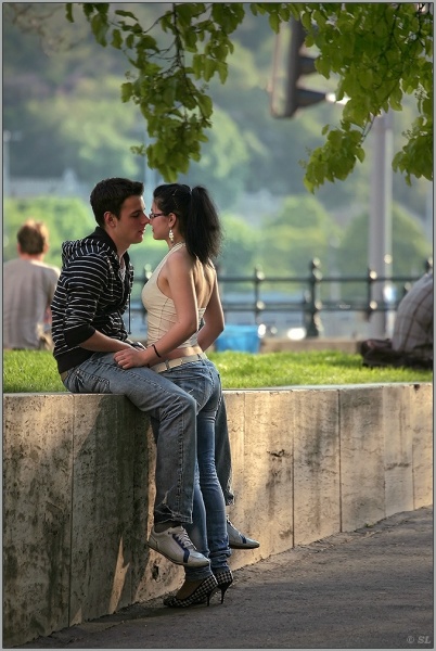 Und lass die ganze Welt warten ....