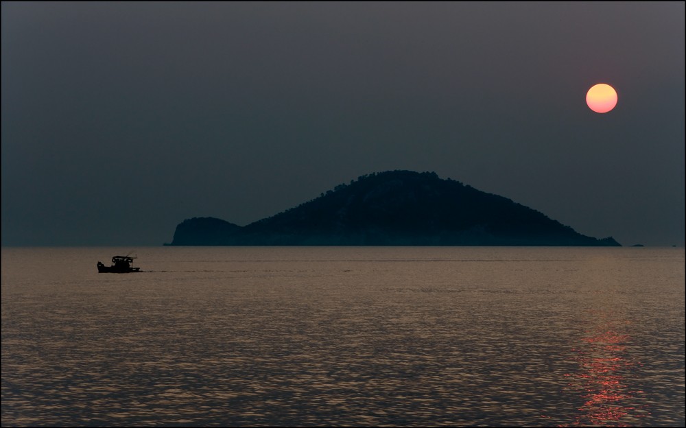 Trio "dickbäuchige Riese"