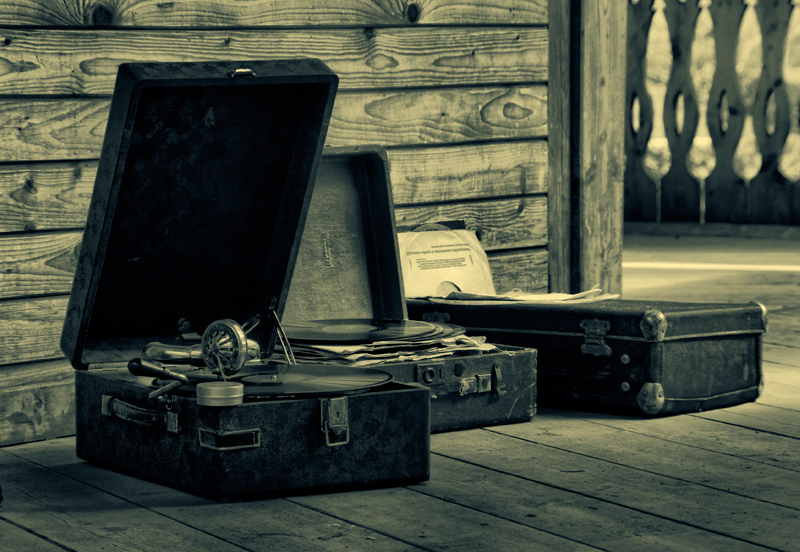 und leise weinte alten Grammophon ....