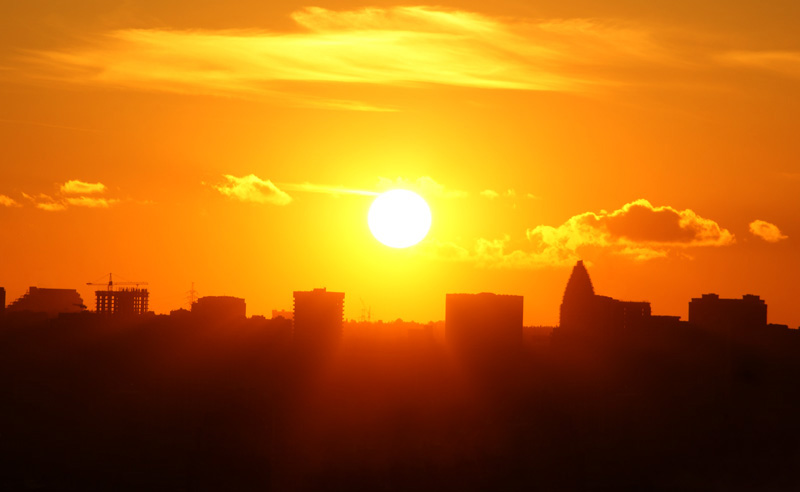 Sonnenuntergang in der Stadt