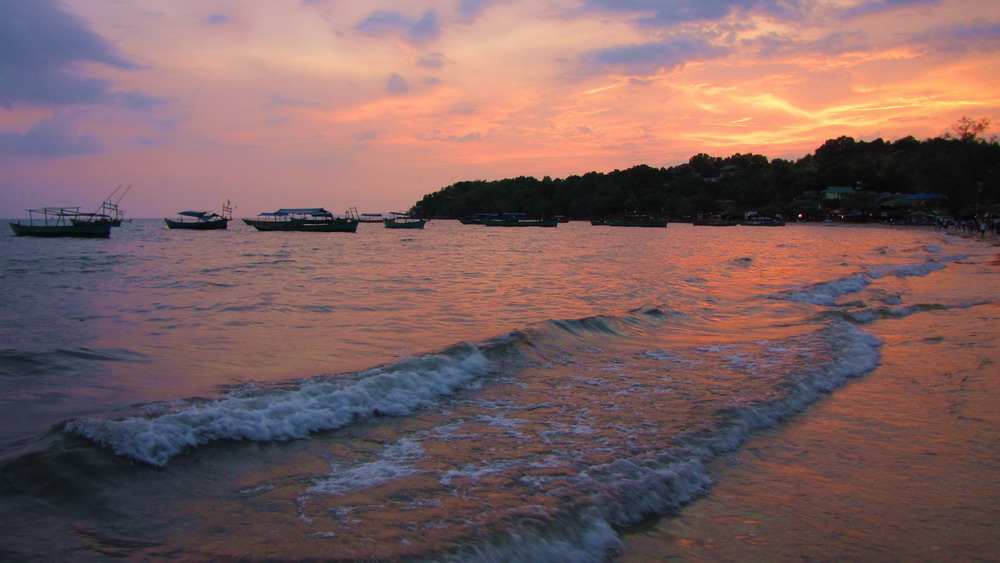 Feuer über dem Meer