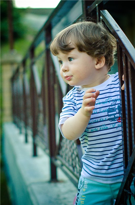 Ah, um die Brücke siganut .....