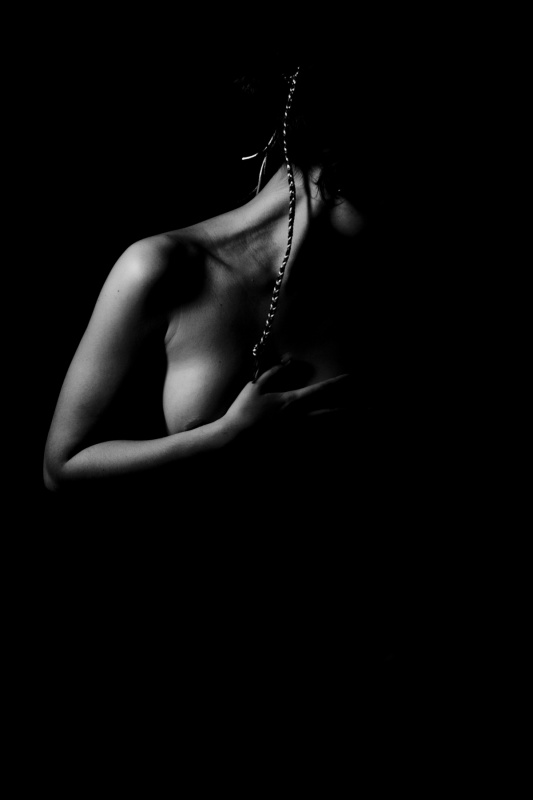 in die Dunkelheit ...