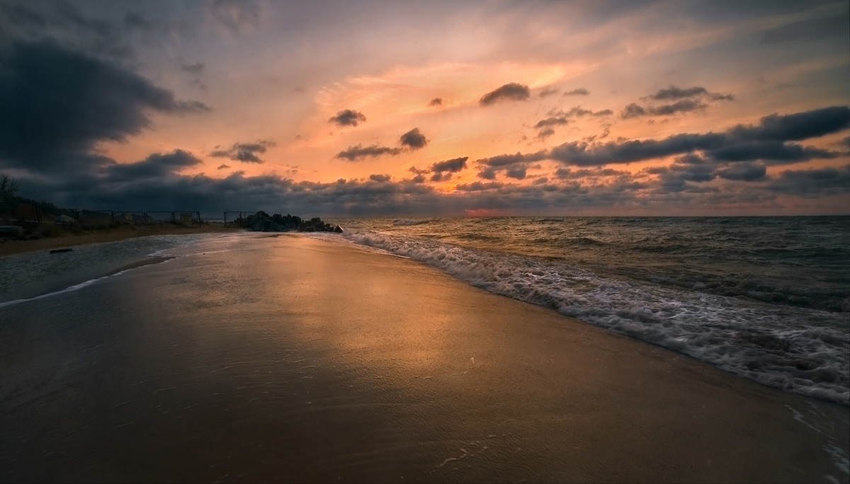 Ich gehe in den Spiegel in der Morgendämmerung-II