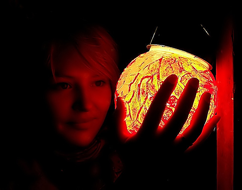 Das Herz in weiblichen Händen