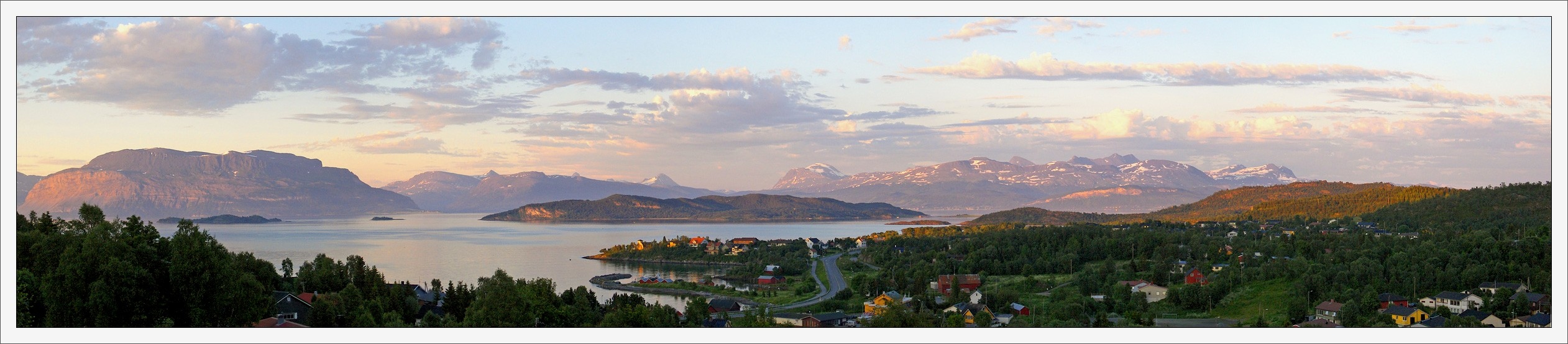 Weiße Nächte in der Stadt ... Harstad