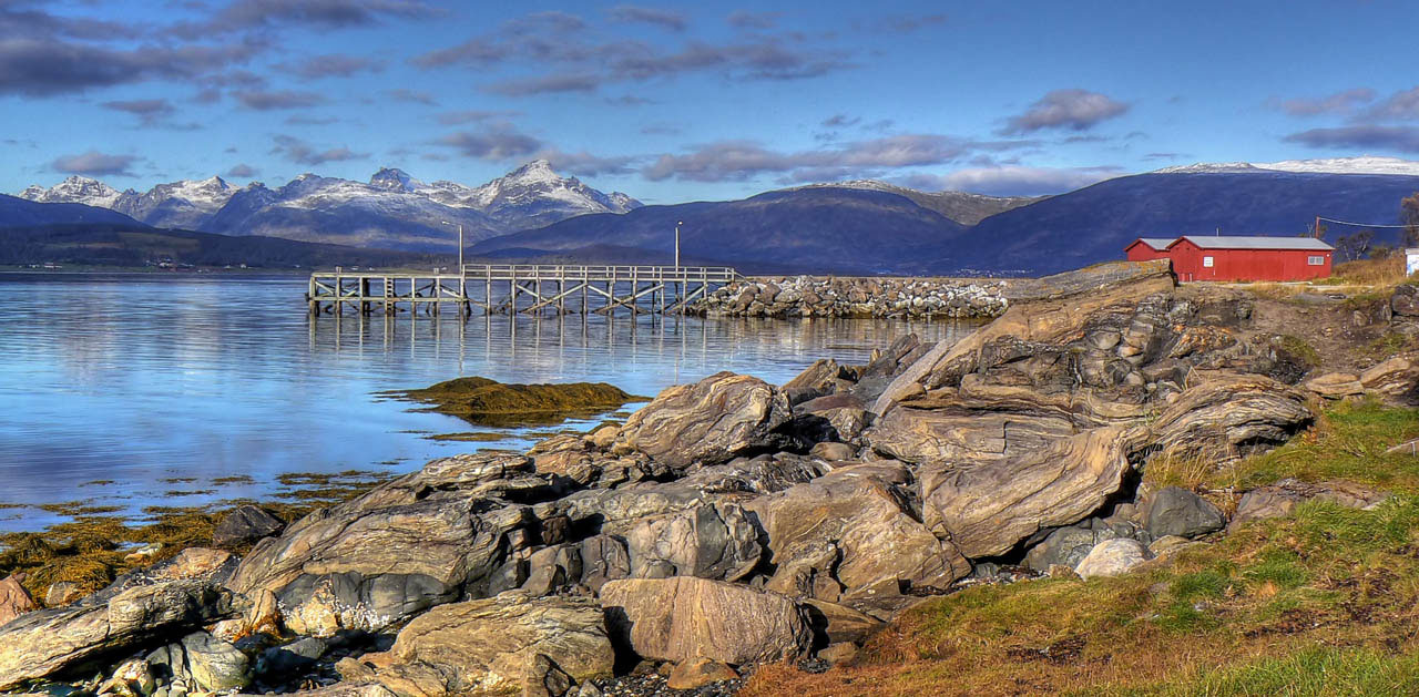 über das Meer, die Berge und Steine ...