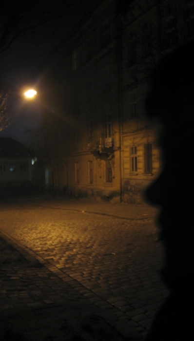 ... Zu Beginn der Nähe zu ...