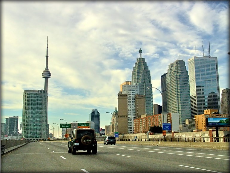 über Toronto Himmel ist blau ...