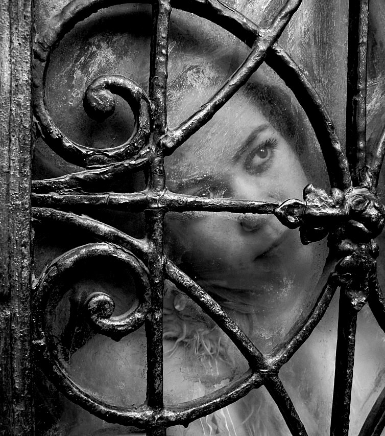 ..... Wie sind manchmal unerträglich, die Stille zu hören ......