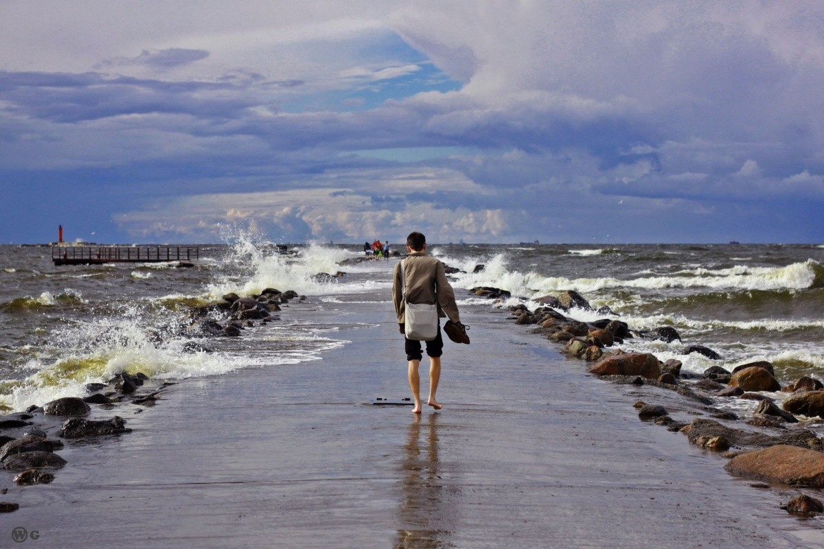 On the way to lighthouse