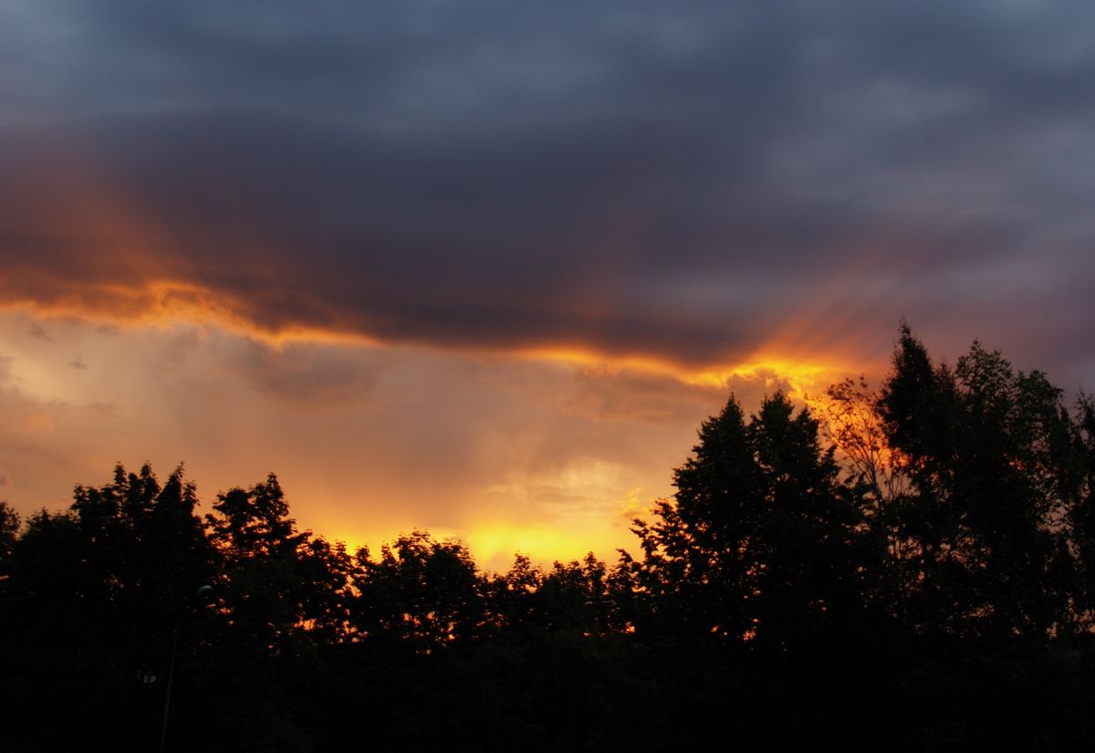 Agony der Sonne: eine Sache von Sekunden vor dem Sturm ...