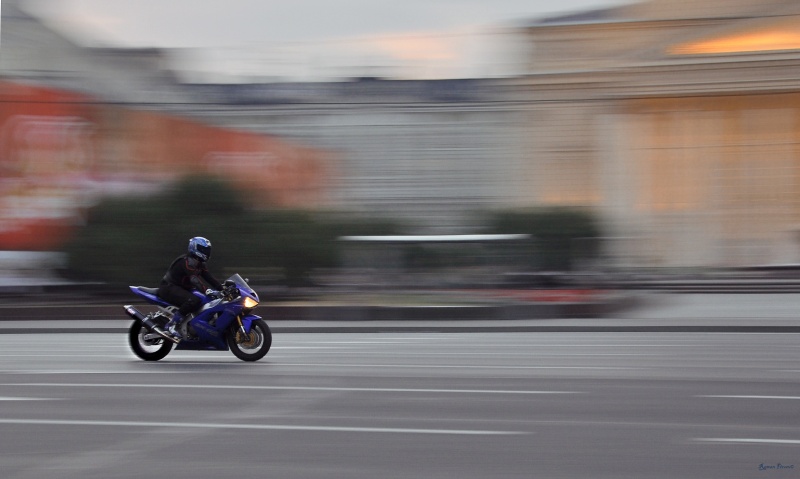 Vorbei an der Bolschoi-Theater