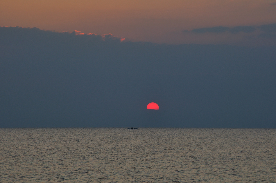 Good morning starshine The earth says hello:))))