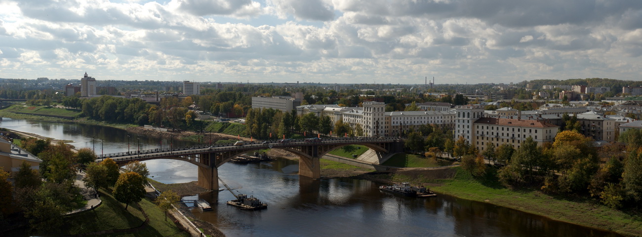 Kirov Brücke über den Fluss Daugava