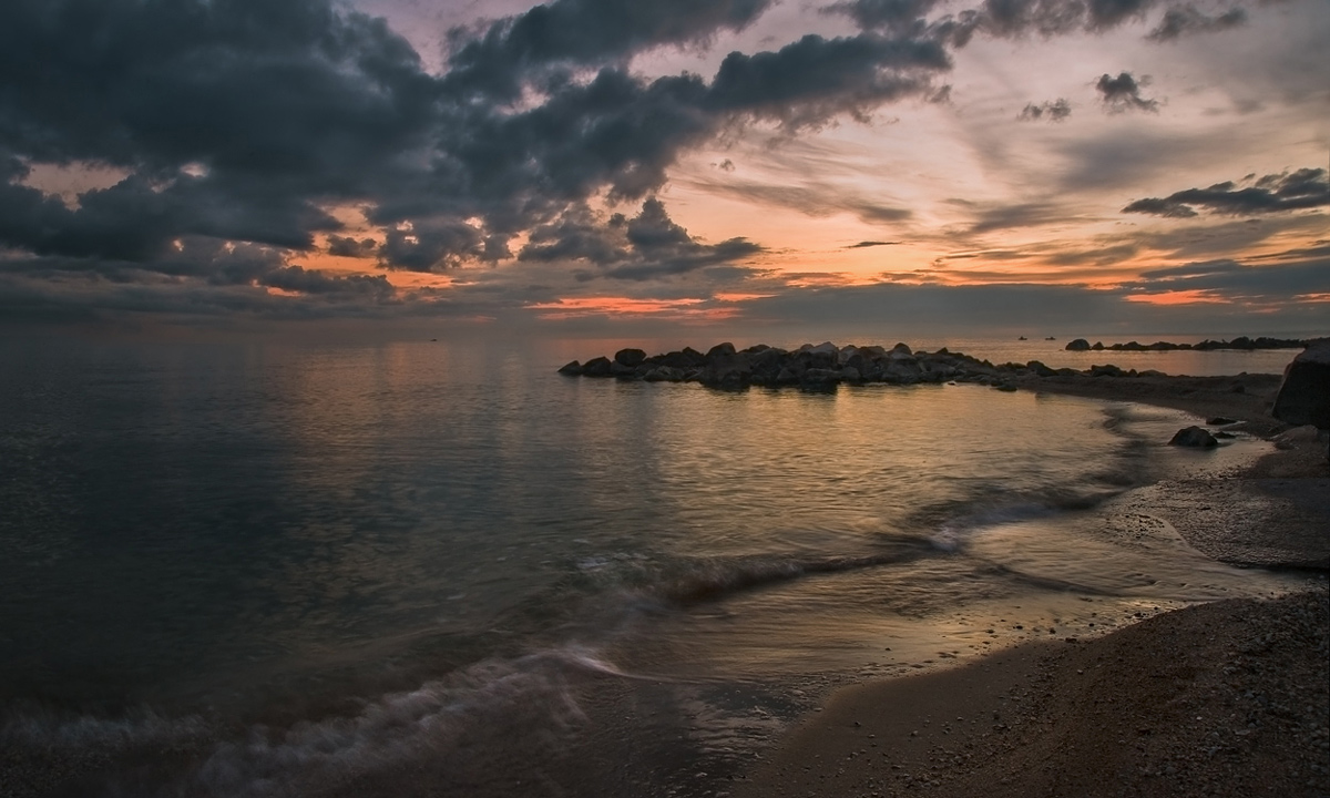 Bay, eingehüllt in den Sonnenuntergang
