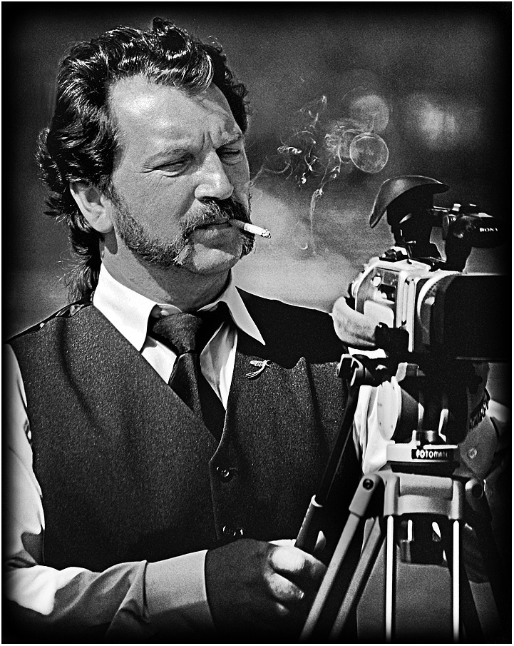 Where is the button "MASTERPIECE"?