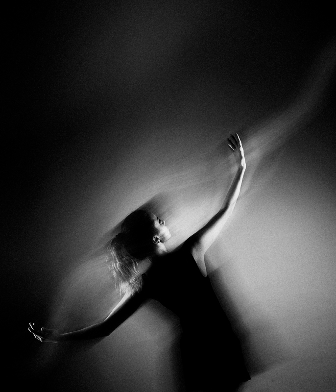 Tanz mit "feinstoffliche Materie"