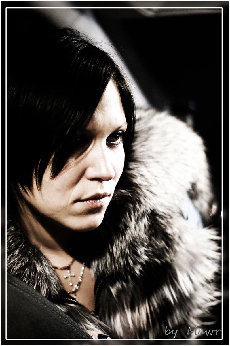 Das Mädchen hinter dem Lenkrad