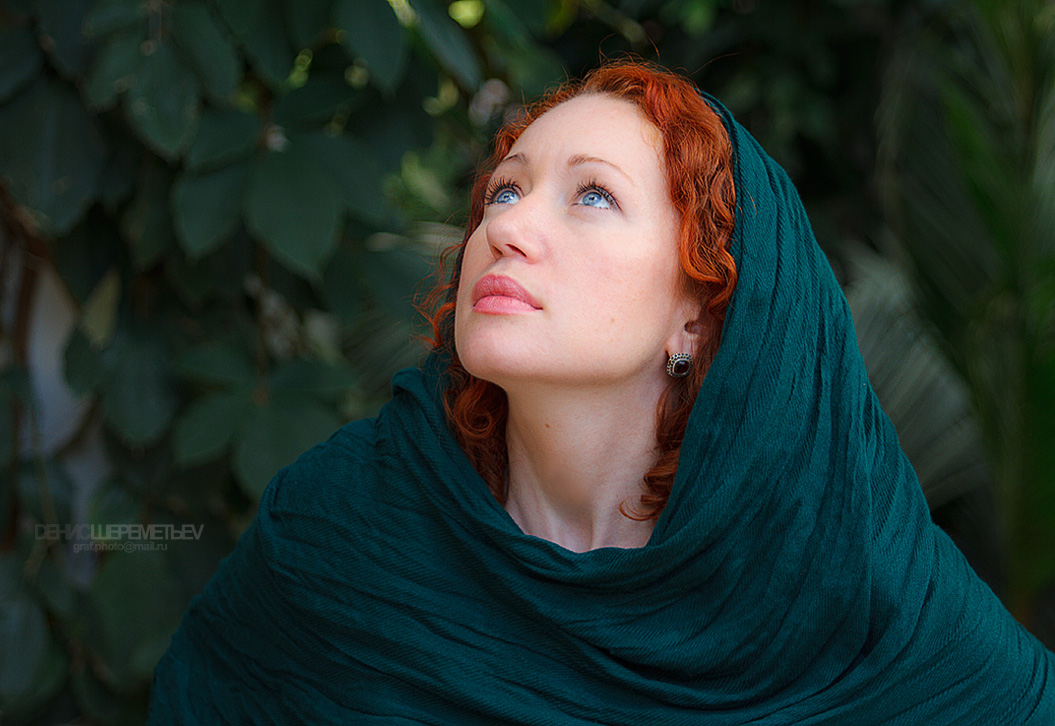 Porträt von Svetlana mit Kopftuch