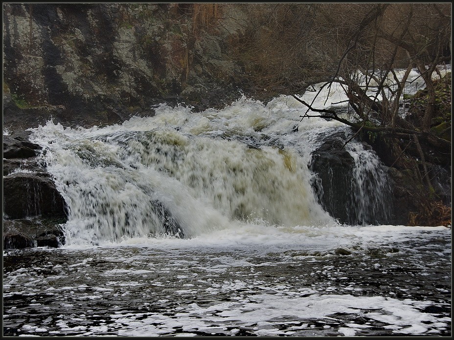 Vodospad "Demidivsky"